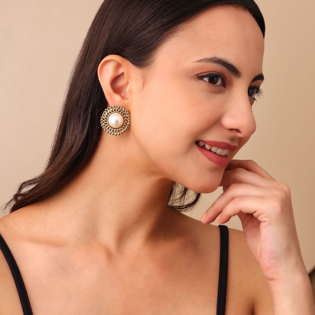 Verona Pearl Earrings