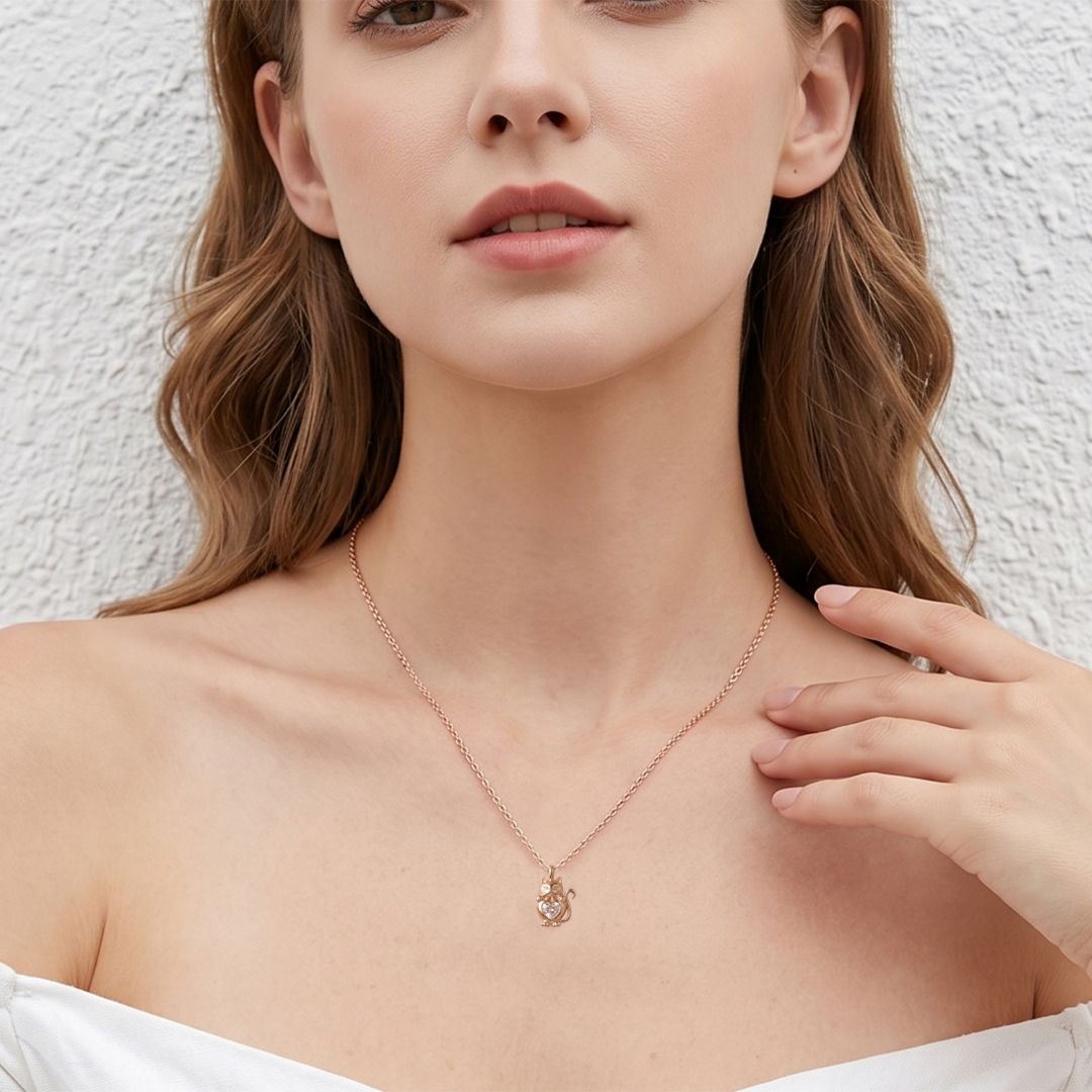 Mira Necklace