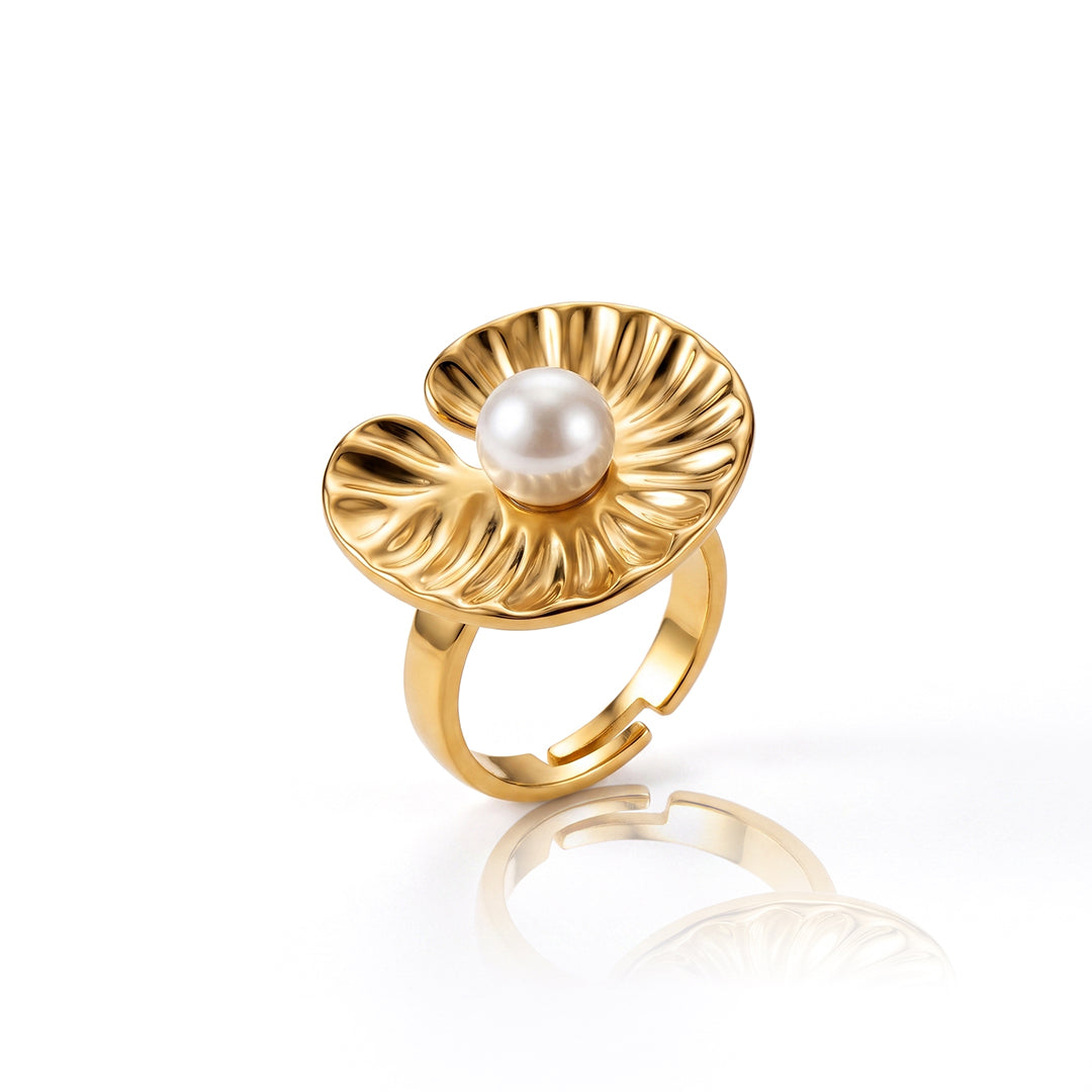 Shell Pearl Ring